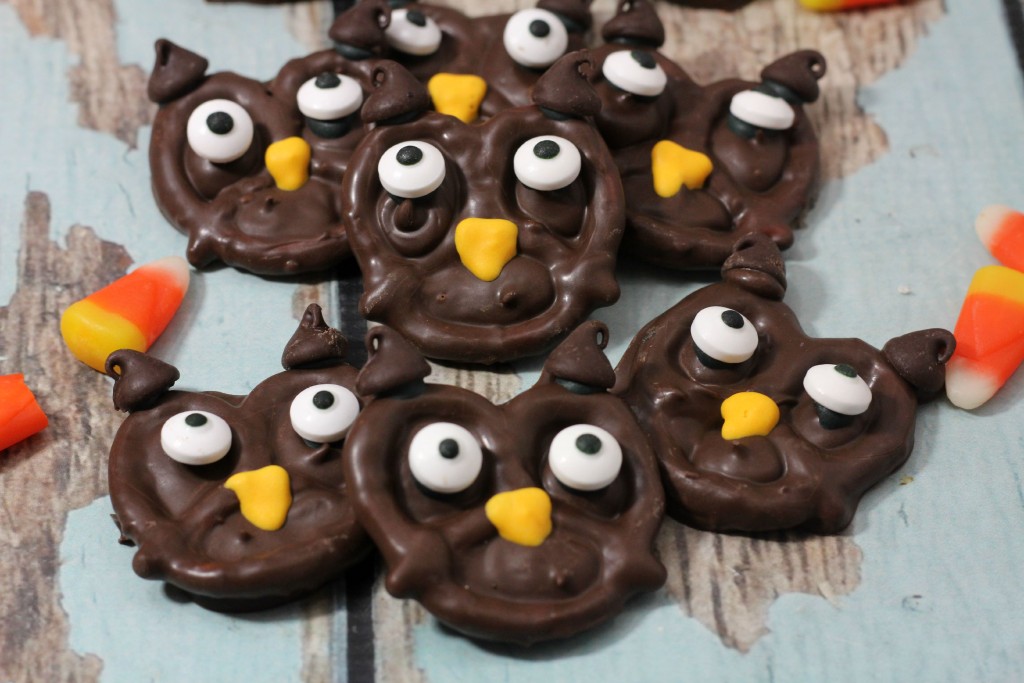 Chocolate pretzel owls 4-3